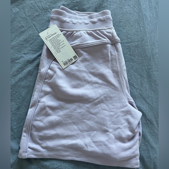 NWT lululemon All Yours HR Short 7” - Picture 3 of 3